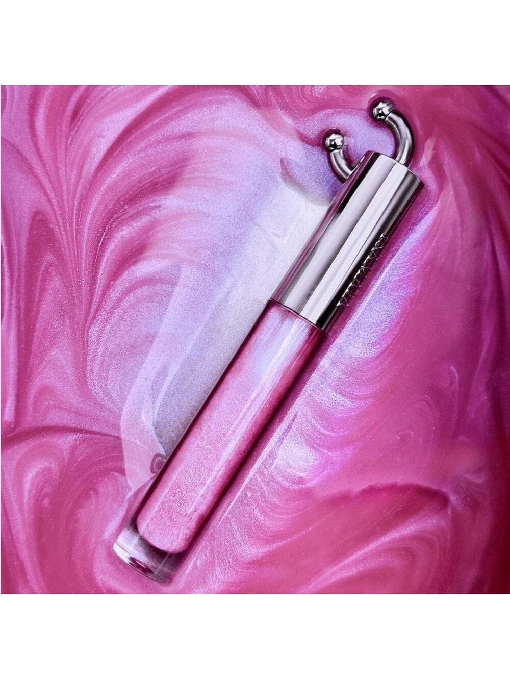 Isamaya Liplaq 2.0 Ultraviolet Lip Gloss Serum Pink Shimmer
Sparkle New in Box